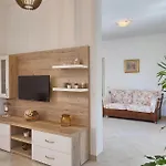 Apartment Ariana * Umag