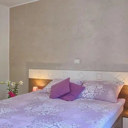 Apartment Ariana Hébergement de vacances Umag