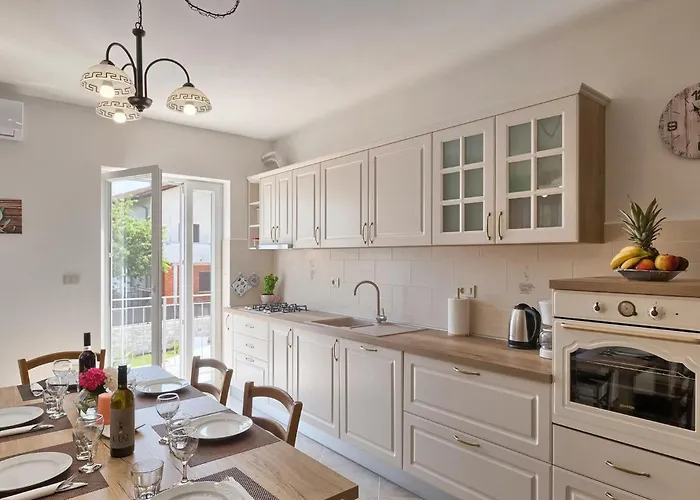 Holiday home Quercus Alba Umag