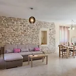 בית נופש Quercus Alba *